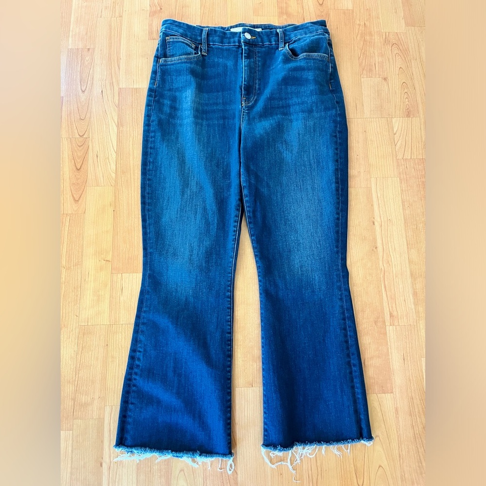 Frank & Eileen Woman’s cropped jeans